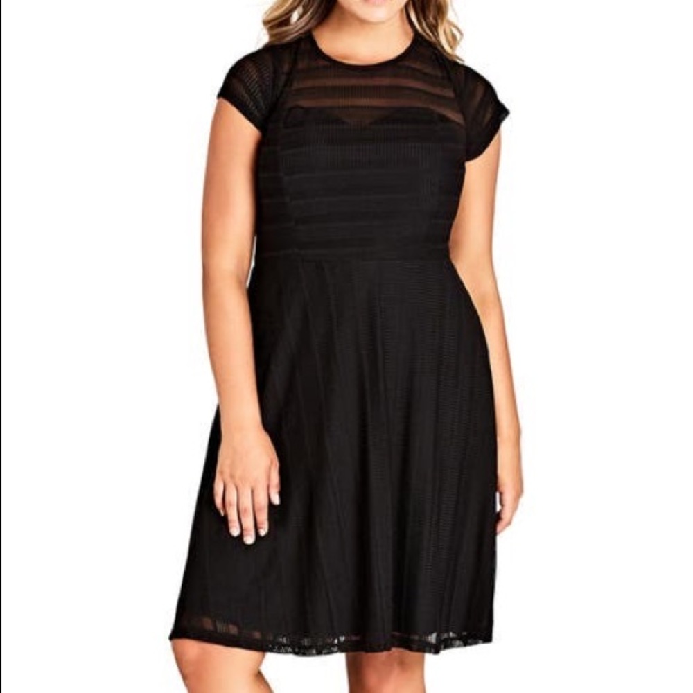 🟣 FINAL SALE 🟣 City Chic Textured Heart Fit & Flare Dress